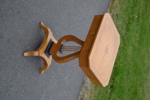 Lyrbord. Mahogny, 1900-talet.