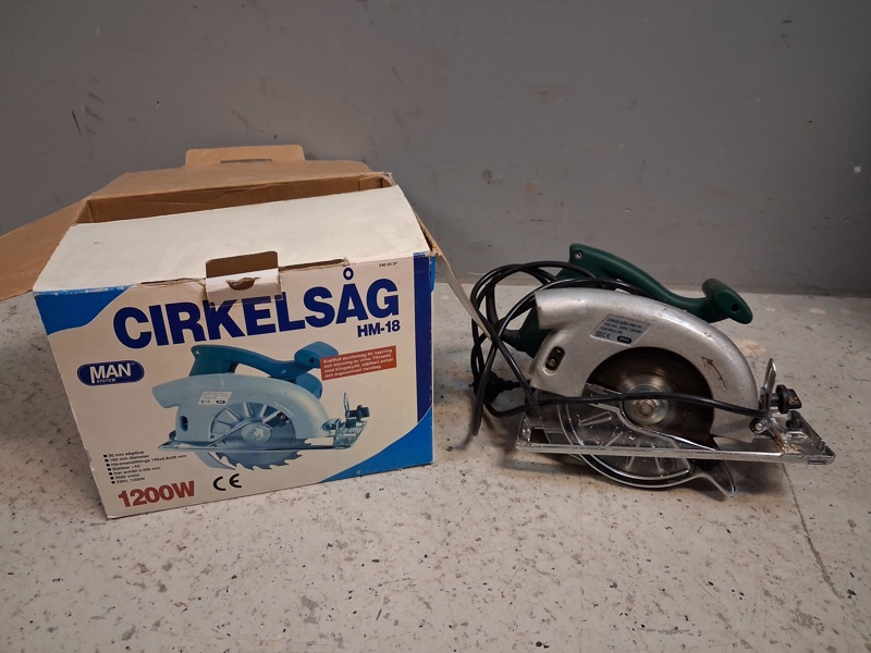Cirkelsåg. Man system 1200W HM18.