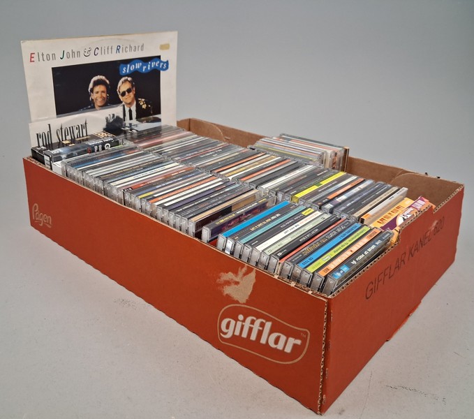 Diverse CD-Skivor m.m.