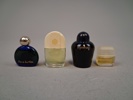 Miniatyr parfymflaskor.