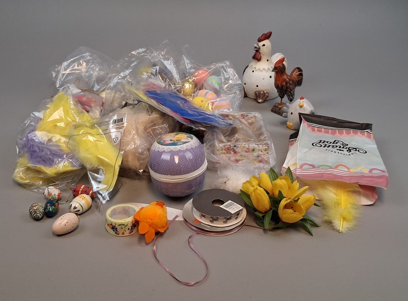 Diverse påsk, fjädrar.