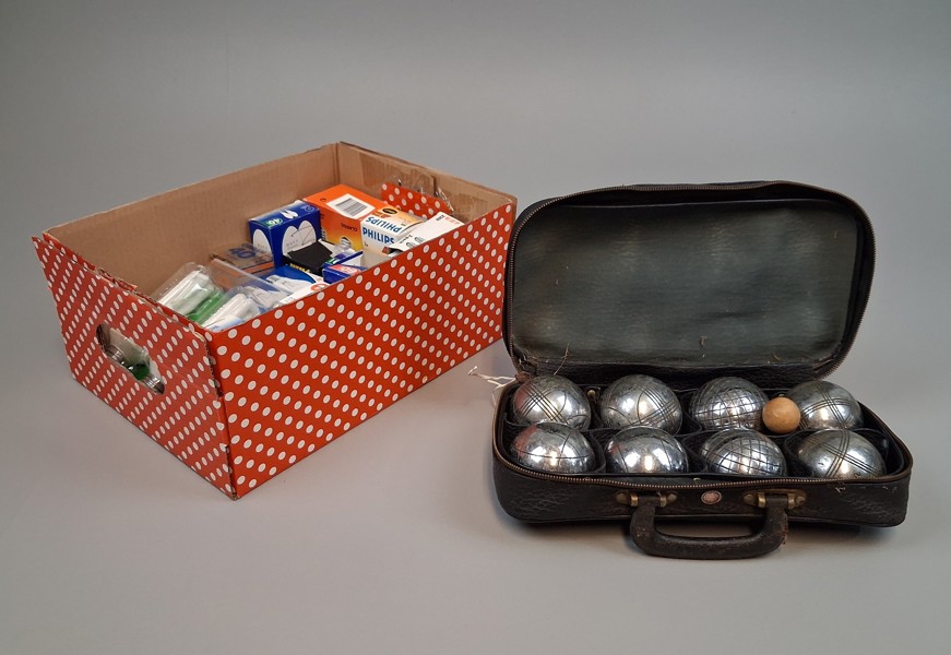 Bouleset & diverse glödlampor.