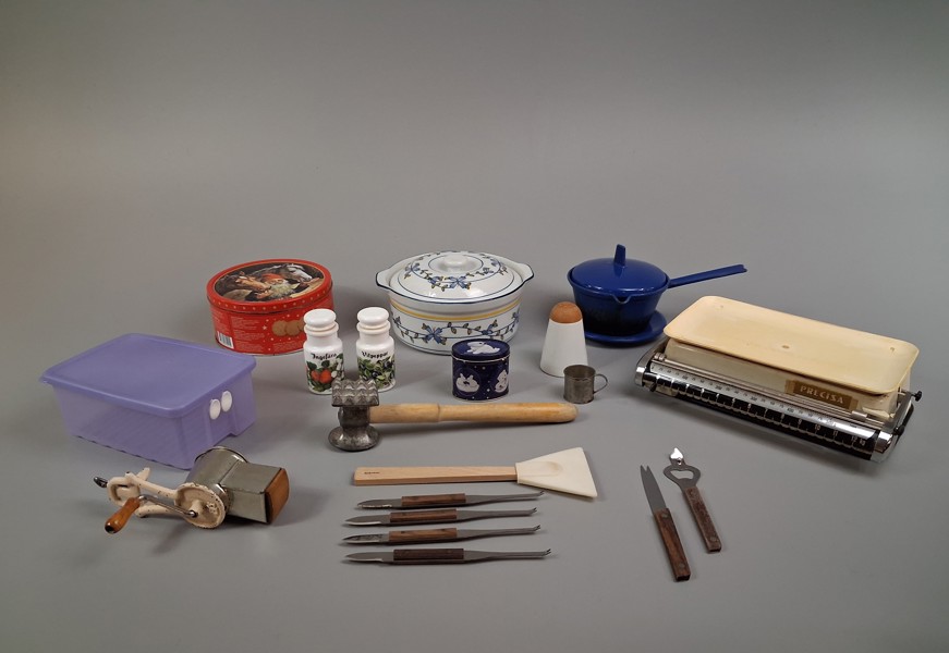 Diverse. Bl.a Köksgeråd.