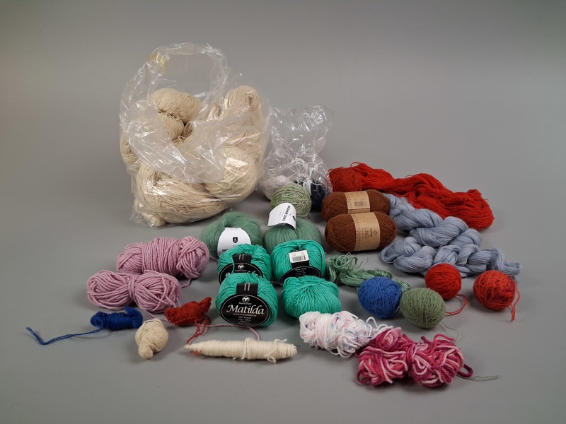 Garn. Bl.a Bomull, silke m.m.