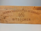 Trälåda. svensk sockerfabriks Aktionbolaget. Bitsocker.