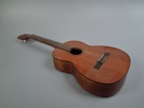 Suzuki. Gitarr. Renoveringsobjekt.