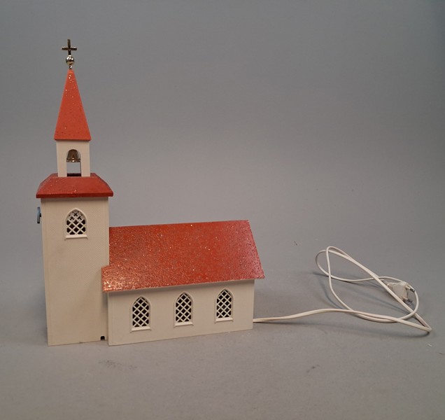 Kyrka med belysning & speldosa.