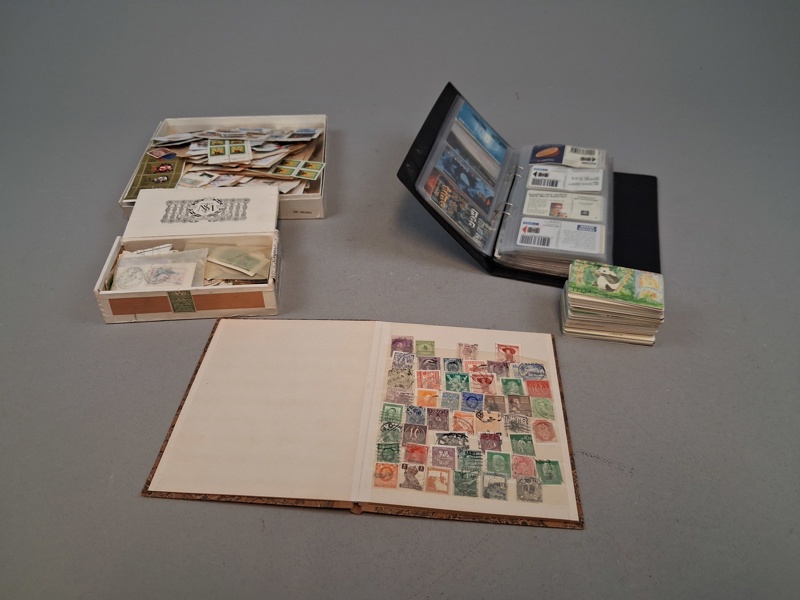 Diverse frimärken & telefonkort.