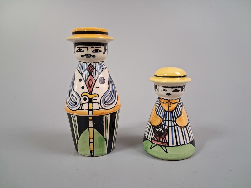 ANITA NYLUND, Salt & Pepparströare, "Familjen Pepparsson", JIE Keramik.