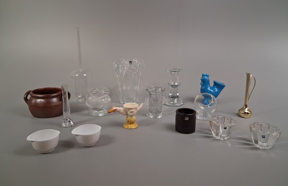 Diverse. Bl.a Raus, Guldkroken, Kosta Boda, Muurla m.m.