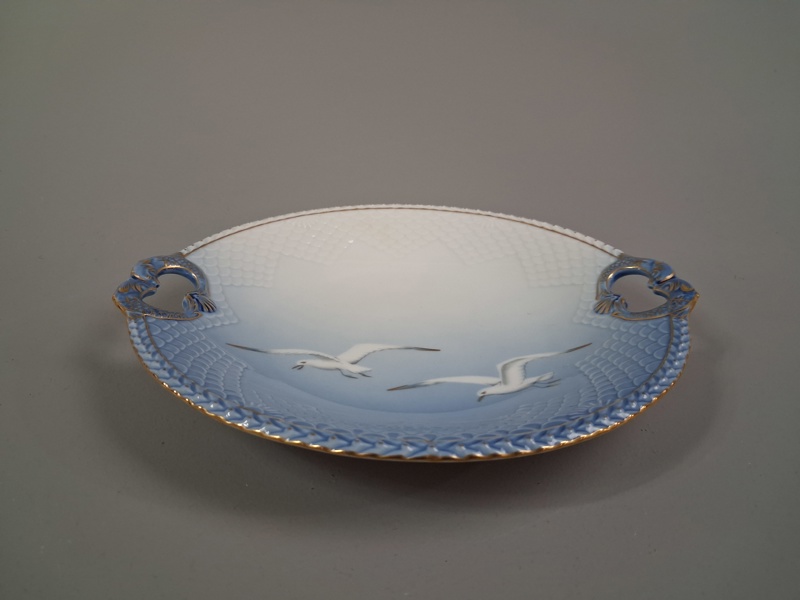 Fat. "Blå Måsen", Bing & Gröndal.