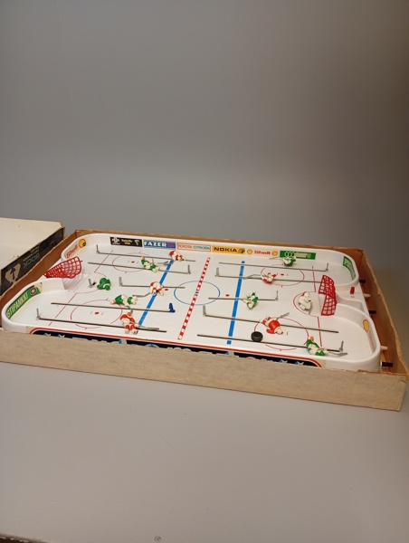 Puckmaster. Hockyspel. Block plast findland.