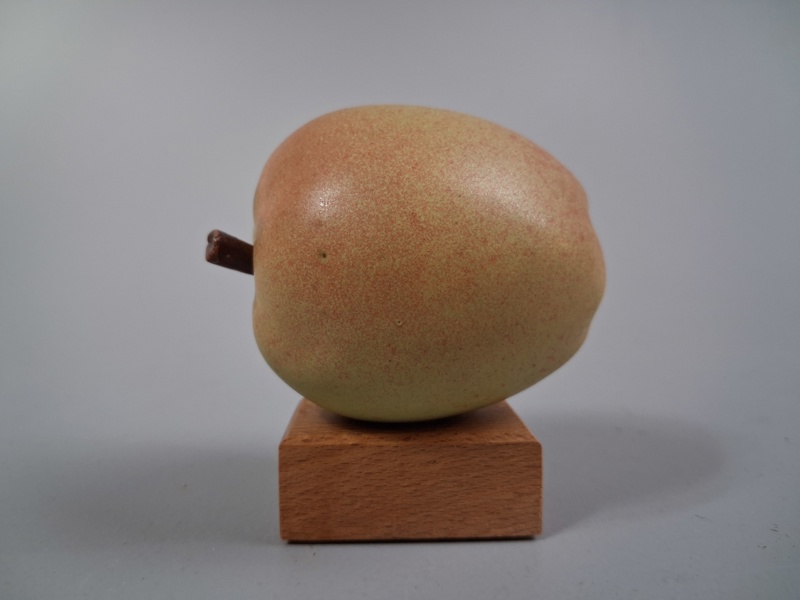 KJELL MALMBERG, Skulptur, stengods, "Äppel" signerad Malmberg.