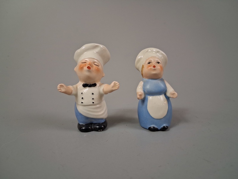 GOEBEL. Salt & peppar ströare.