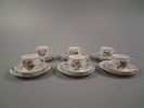 Kaffekoppar med fat & Assietter. Fyrklövern, Klassiska Rosor. Schumann Arzberg.