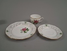 Kaffekoppar med fat & Assietter. Fyrklövern, Klassiska Rosor. Schumann Arzberg.