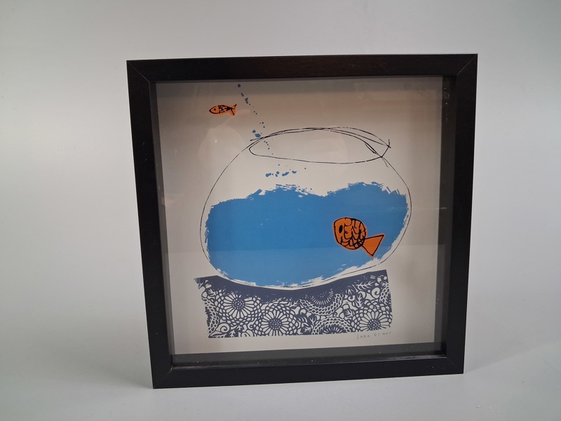 JANE ORMES. Tavla "Olunda", IKEA, Shadowbox, 2 guldfiskar i skål 3D, 1990-Talet.