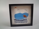 JANE ORMES. Tavla "Olunda", IKEA, Shadowbox, 2 guldfiskar i skål 3D, 1990-Talet.