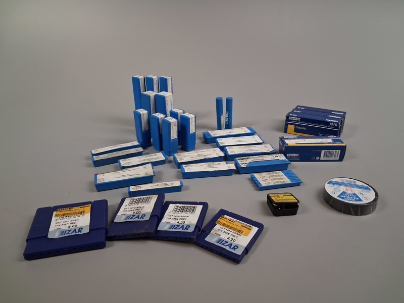 Diverse borr & häftklamrar. Bl.a Märkena Rapid, Presto & Izar.