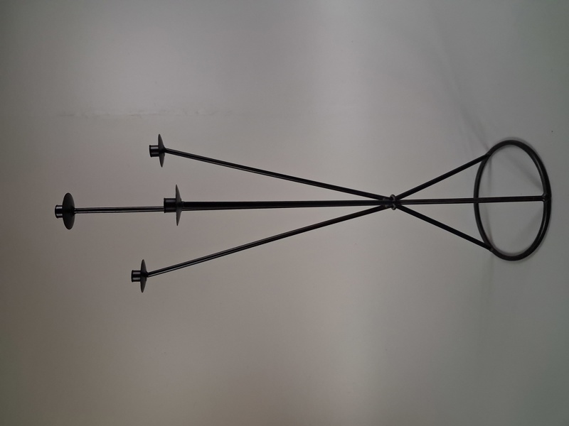 Golvljusstake. Metall.