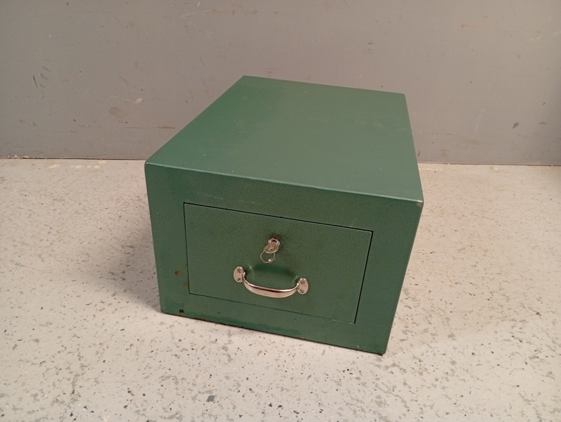 Säkerhets-skåp/dokumentskåp. 
