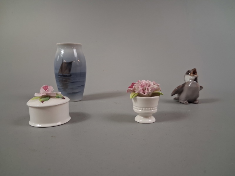 Staffordshire & Bing & Gröndal, 4 delar.