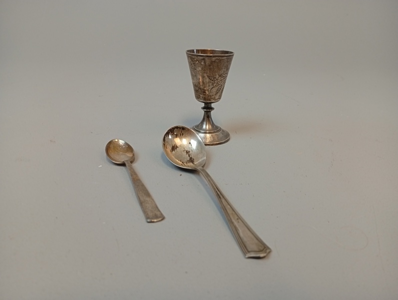 Silver. 3 Delar, 73,5gram.