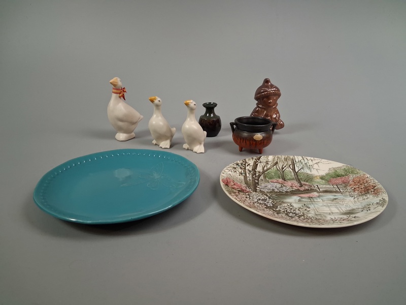 Diverse porslin & keramik. Bl.a John Blund.