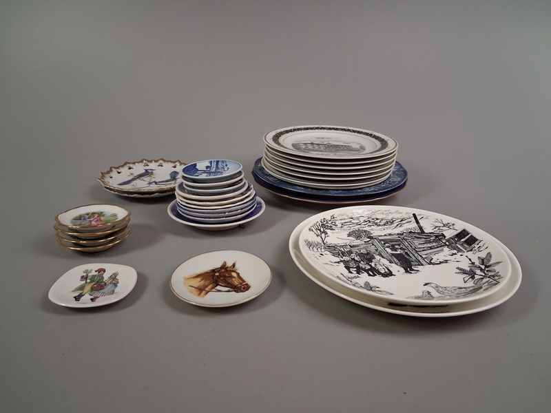Diverse samlartallrikar. Bl.a Gustavsberg, Royal Copenhagen m.m.