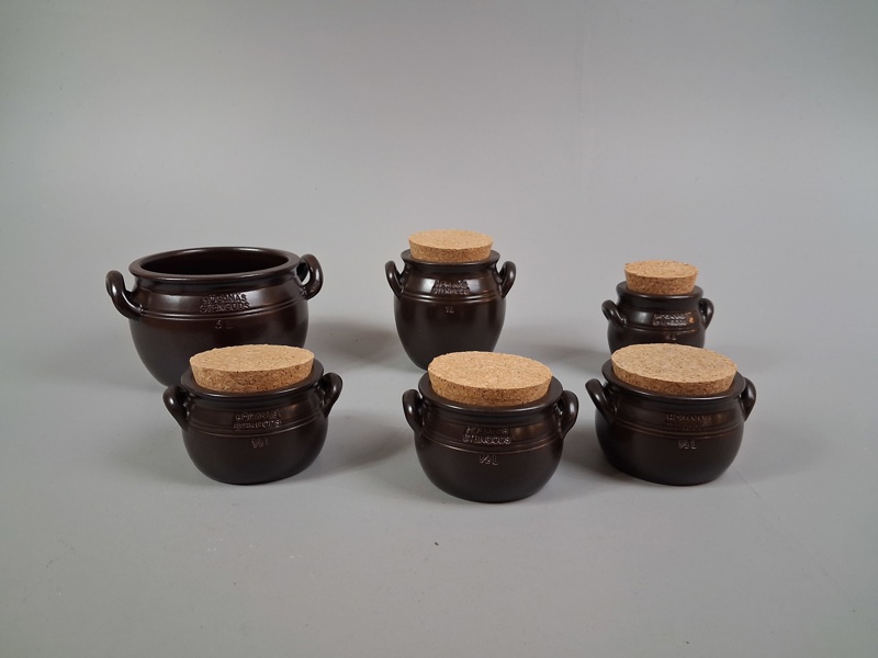 Diverse krus, Höganäs Keramik.