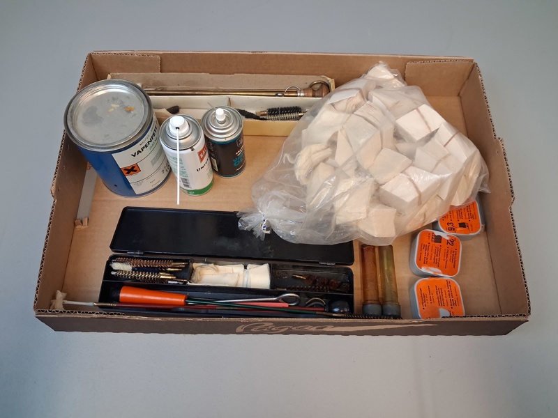 Diverse till vapenvård.