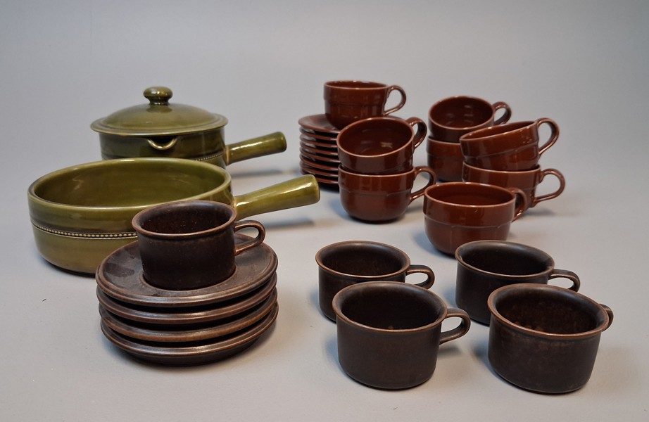 Diverse keramik. Höganäs & Arabia.