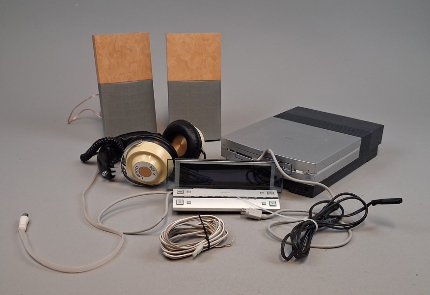 Pioneer. stereo-delar & Hörlurar Lenco.
