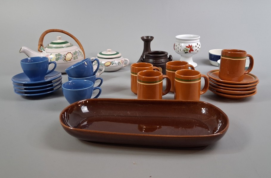 Diverse keramik & porslin. Bl.a Rörstrand, Höganäs, Bo Fajans m.m.