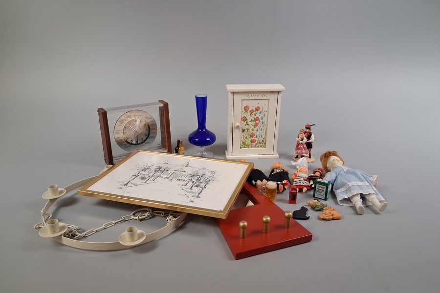 Diverse. Bl.a Världsur Lord King m.m.