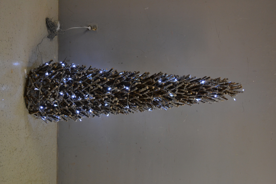 Julgran i pile med belysning. Vikingland, oanvänd.