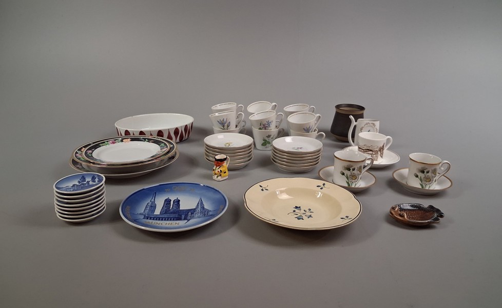 Diverse porslin & keramik.