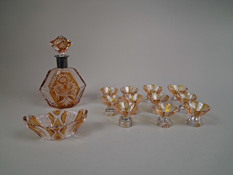 Diverse glas. Typ Böhmisk kristall.