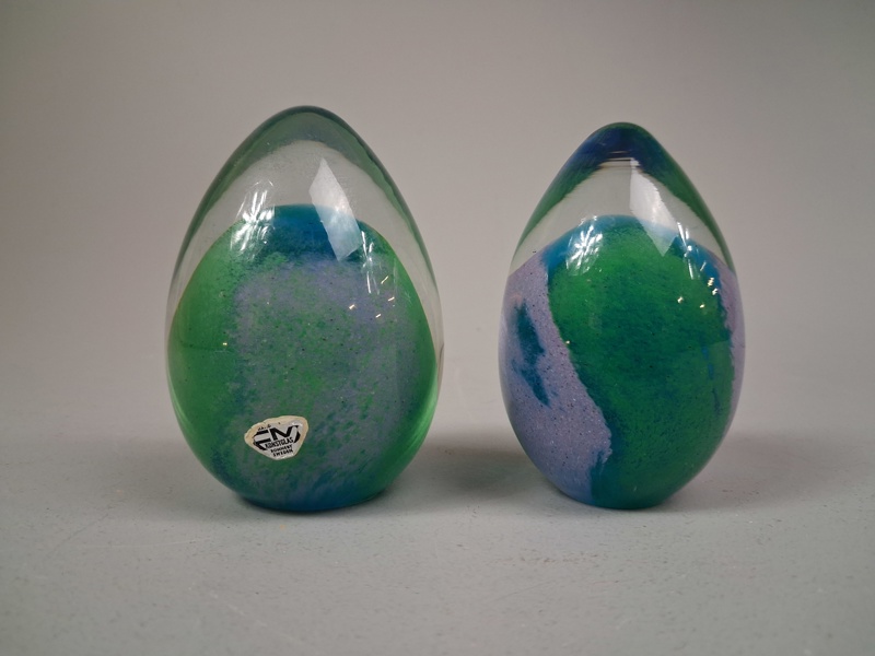 2 Glasägg. FM Ronneby.