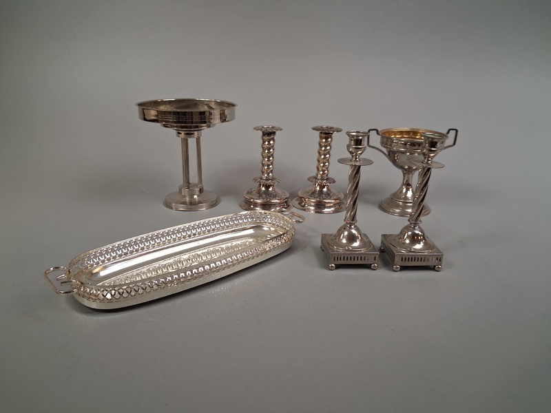 Diverse. Bl.a Nysilver m.m.