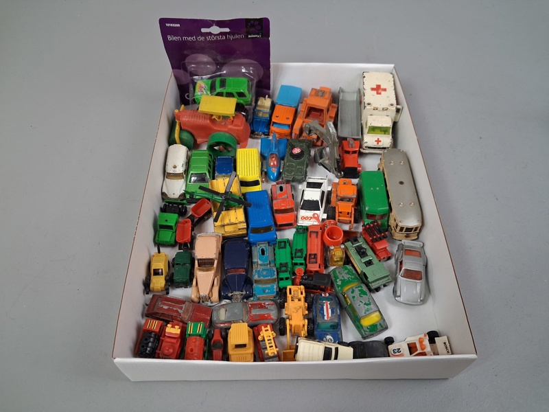 Diverse leksaksbilar m.m. Bl.a Majorette, Corgi, Matchbox m.m.