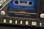 Stereo. Technics, med stereorack.