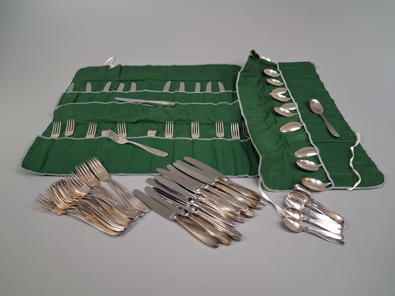 Bestick. 70 delar, nysilver, Bremen, Tyskland, 1900-talet.