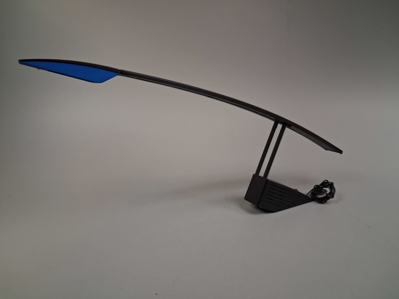 Skrivbordslampa. Unilux, samtida.