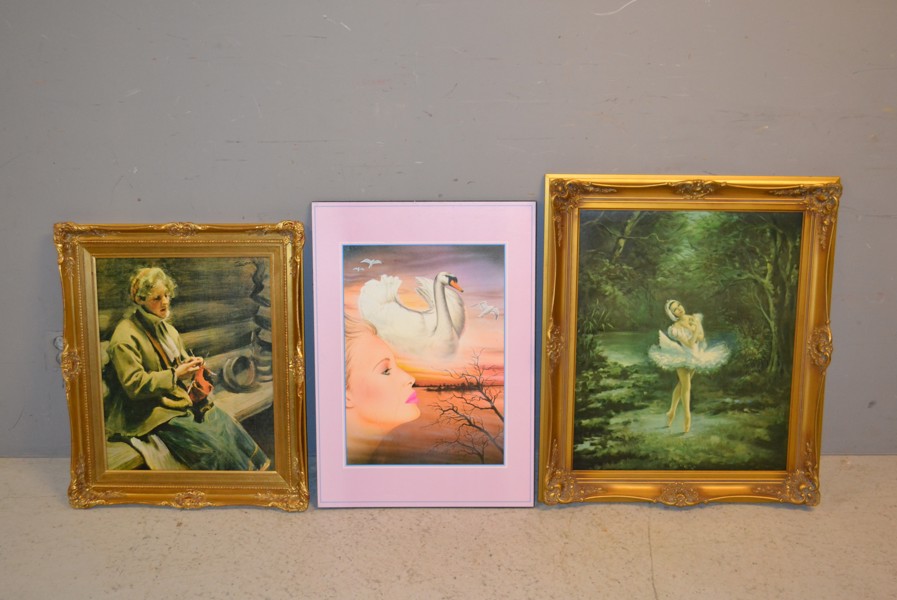 3 Tavlor, varav 2 är oljetryck.