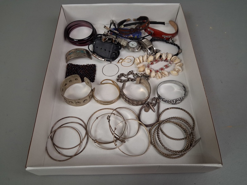 Diverse  Armband, klockor m.m.