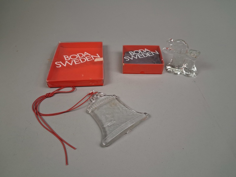 BERTIL VALLIEN. Fönsterhänge & tomte med ljushållare. Boda.