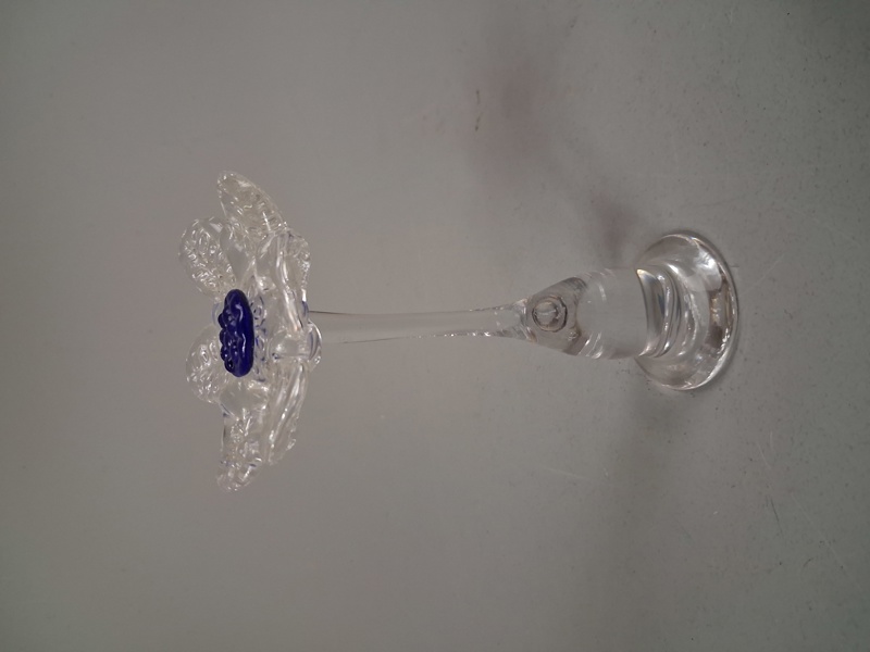 ROLF SINNEMARK, Blomma i glas, Kosta Boda, signerad.