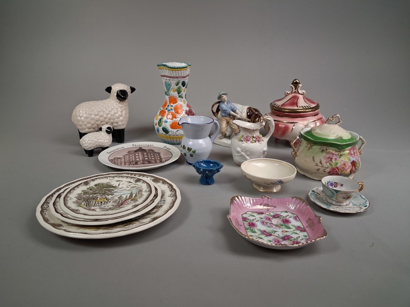 Diverse porslin & keramik. Bl.a Italy m.m.