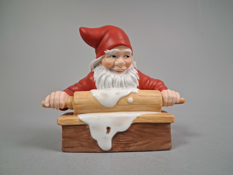 LARS CARLSSON. "Tomte som bakar", Fyrklövern.